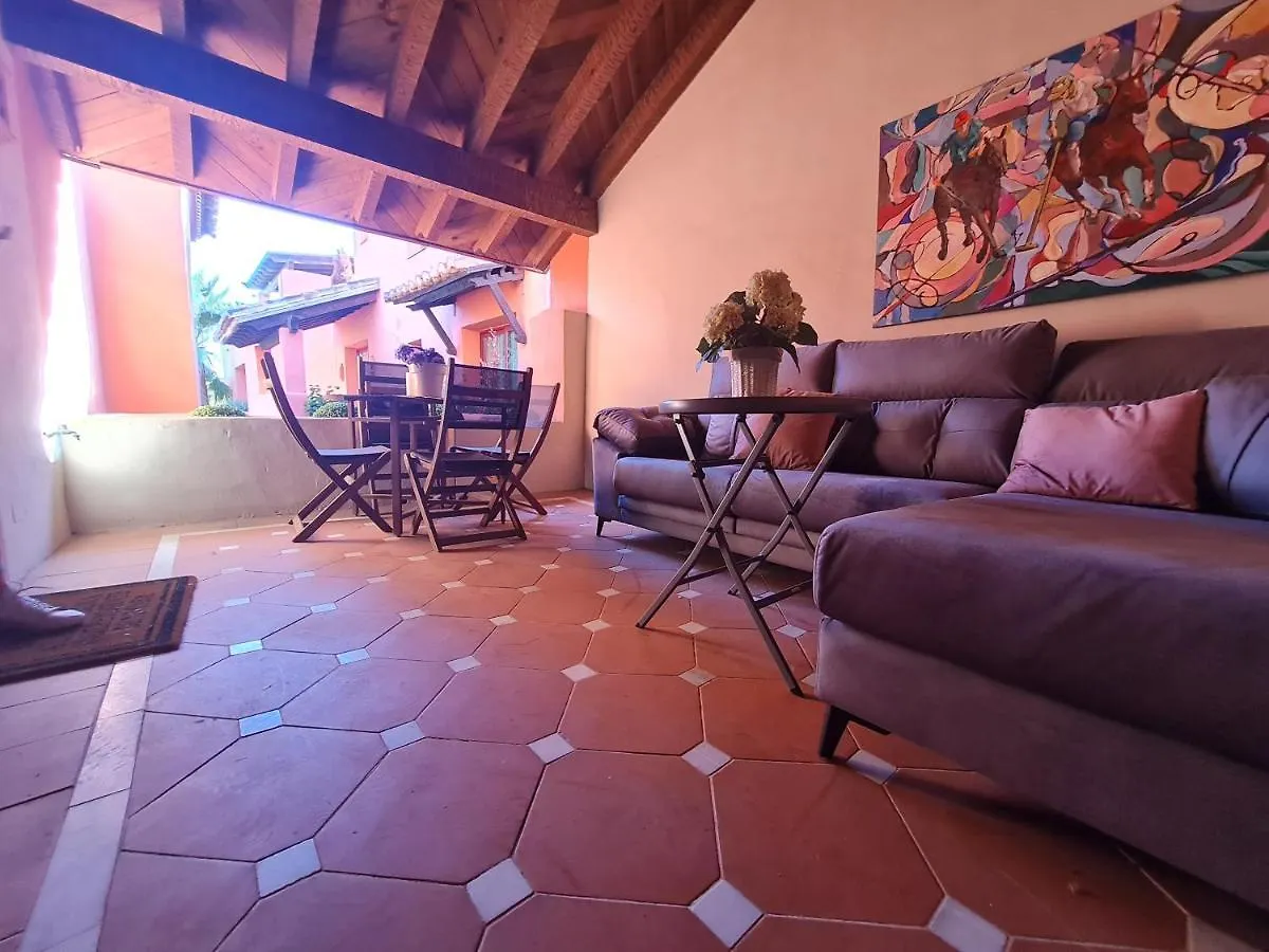 Luxury Spacious Penthouse & Garage 150M To Beach Marbella Lejlighed
