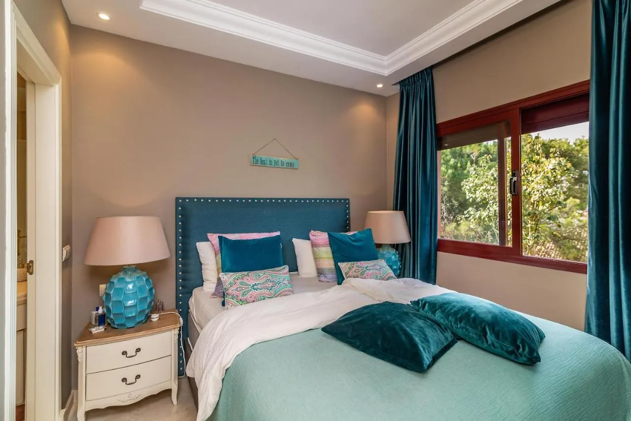 Stylish 2-Bed Apartment In Elviria W Pool 0*, Marbella Spain